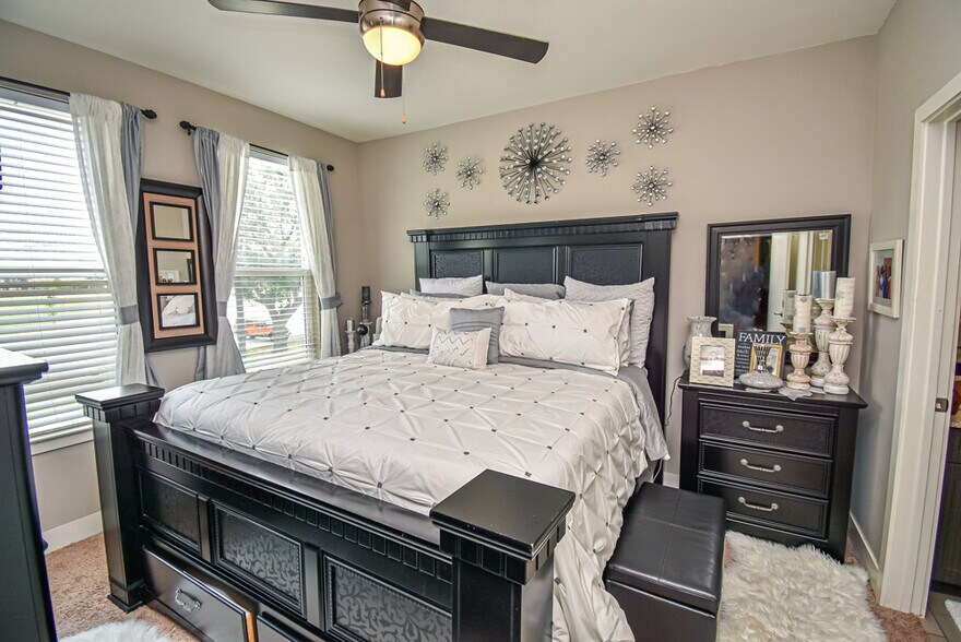 Villas of Vanston Park 4520 Gus Thomasson Rd Mesquite TX 75150