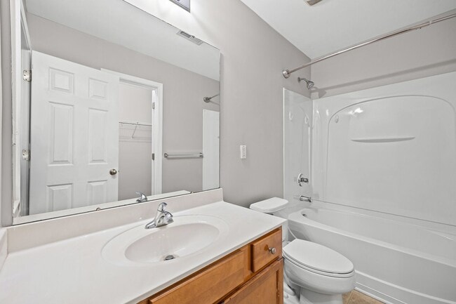 Building Photo - Harpers Mill one level 2 Bedroom townhome ...