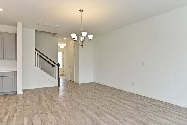 Building Photo - 720 Benoi Dr