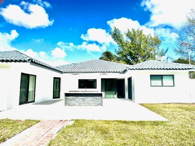Building Photo - 10075 Yamato Rd