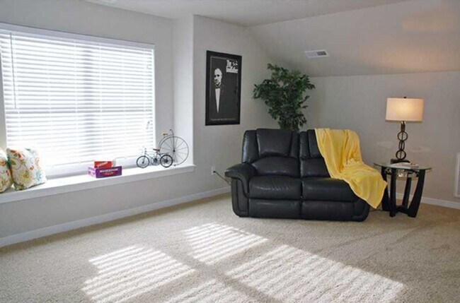 Building Photo - 241 Floridays Way