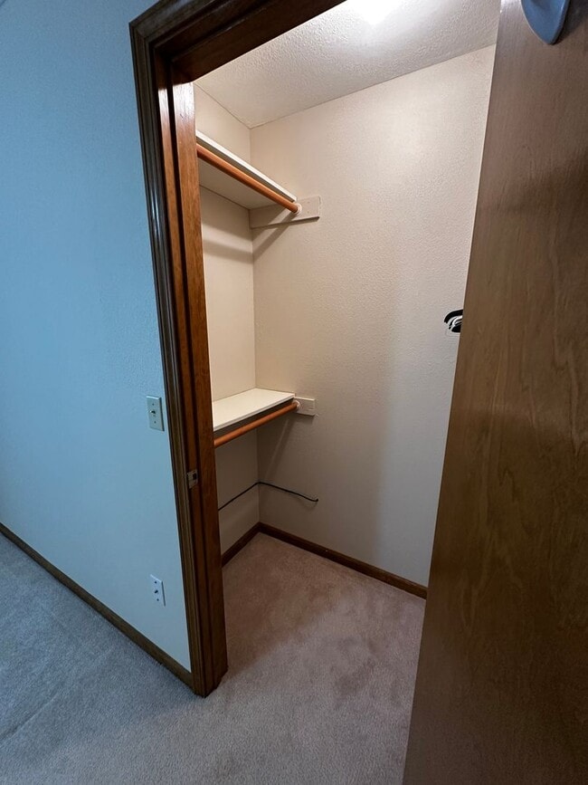 Building Photo - 3 Bedroom Home with Workshop in Boonville