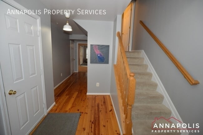 Building Photo - 167 Tilden Way