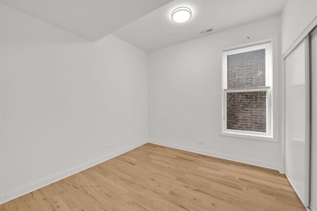 Building Photo - 3816 S HONORE St