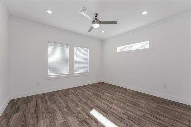 Building Photo - 1601 Daniel Dr