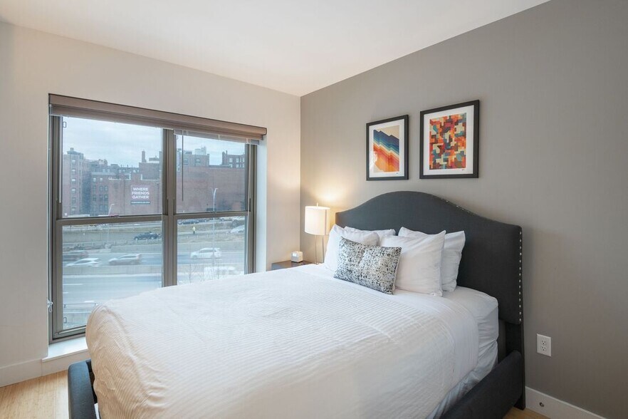 *Pictures are representative samples of the advertised unit. In some cases, the actual units you to - 1108 Boylston St