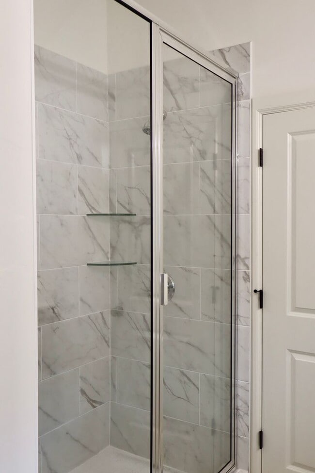 Building Photo - Brand New Home Shawnee OK. First Month Free!