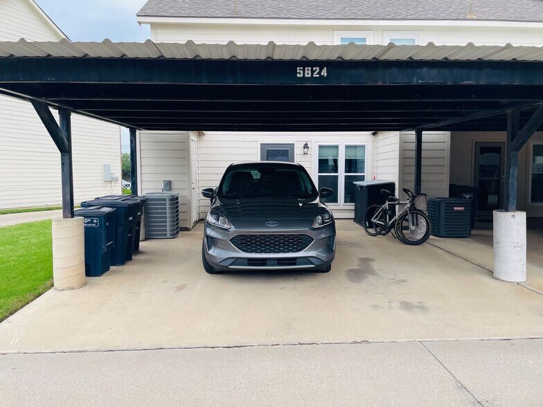 Building Photo - 5624 Giddyup Ln