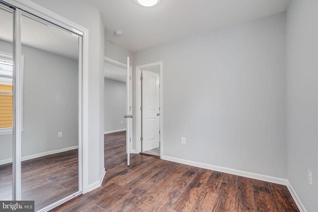 Building Photo - 3312 D St SE