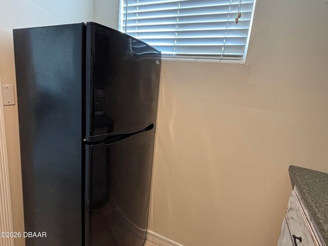 Building Photo - 2727 N Atlantic Ave