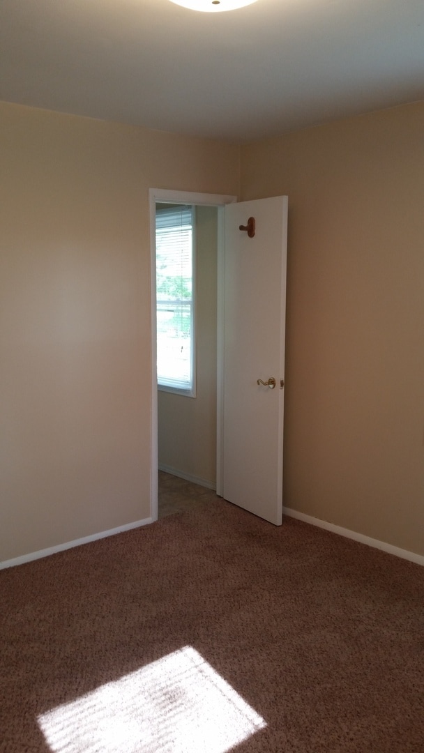 Building Photo - Great 3 bedroom 2 bath rancher at an amazi...