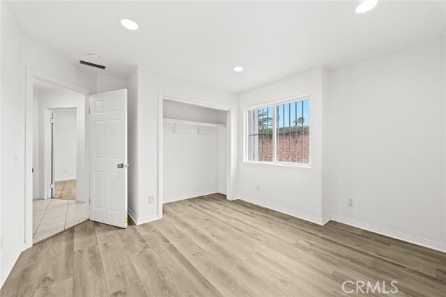 Building Photo - 554 Bonita St