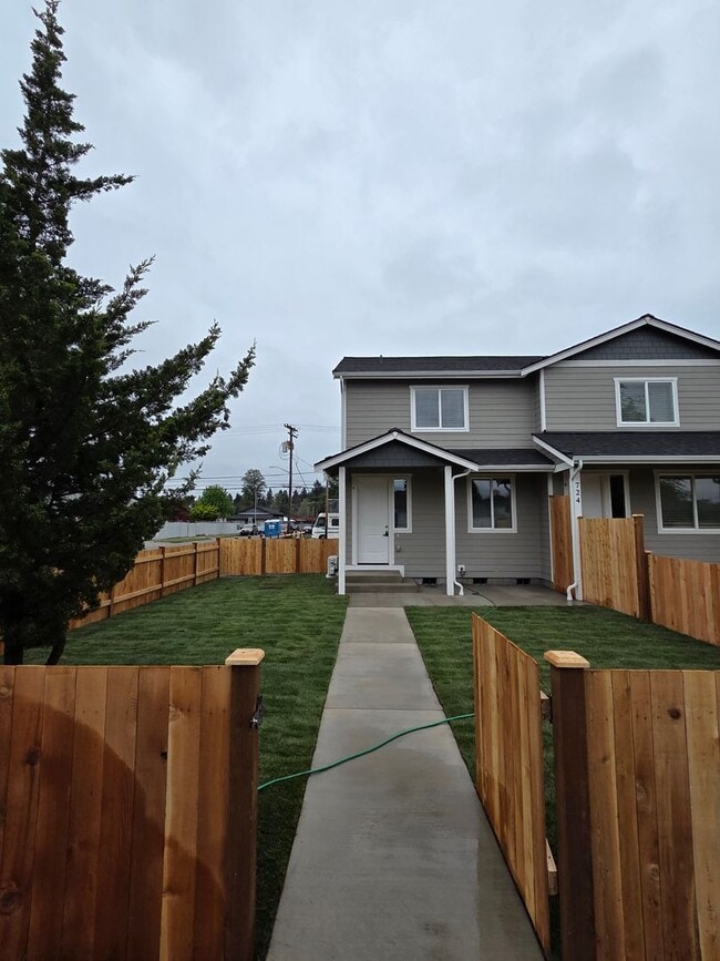 Building Photo - New Rental with Superior Features