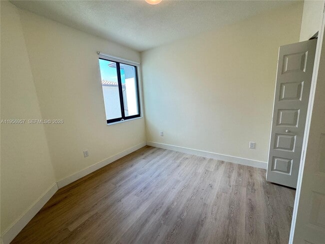 Building Photo - 4802 NW 83rd Path