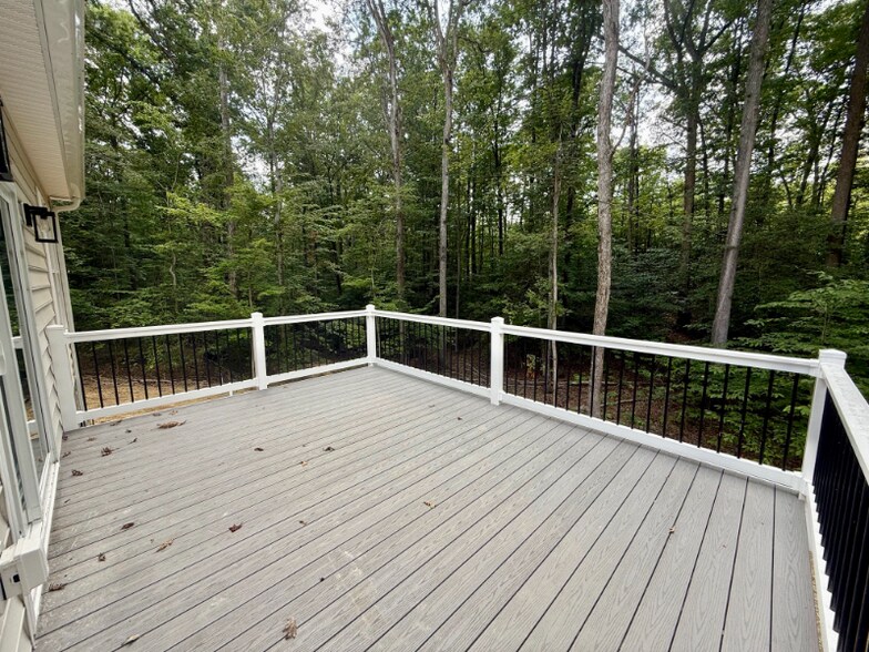 Building Photo - 28987 Lockes Hill Rd