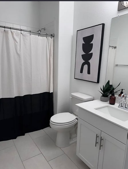 Building Photo - 7783 Howard Ct