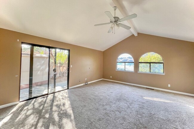 Building Photo - Hollister Home in Ridgemark Gated Community