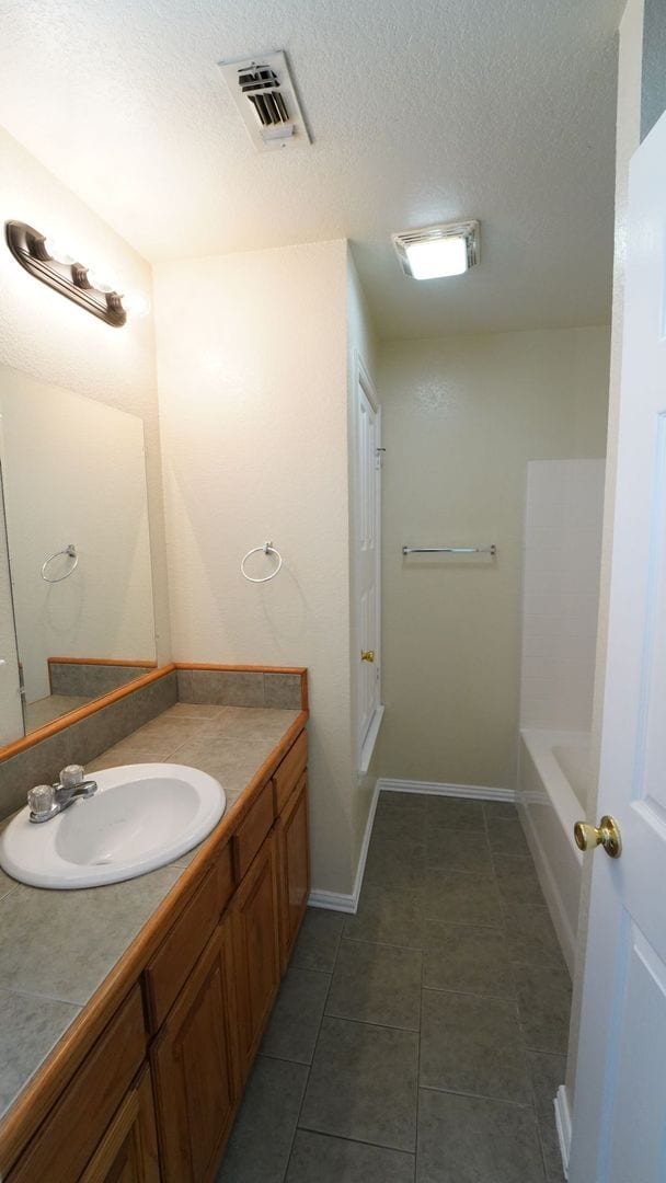 Building Photo - FOR LEASE! Duplex - 3 BR - 2 BA - Duplex in Peaster ISD