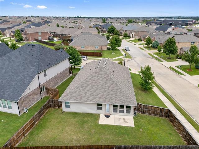 Building Photo - 920 Kinghaven Dr