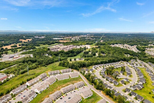 Building Photo - 790 Bradburn Village Way