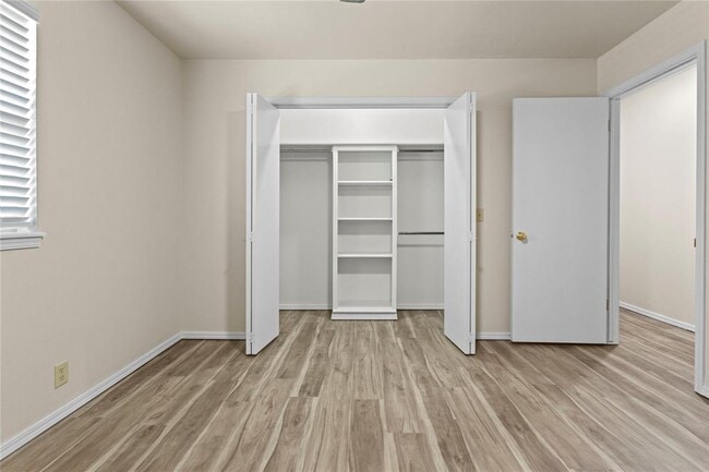 Building Photo - 1308 Lee St