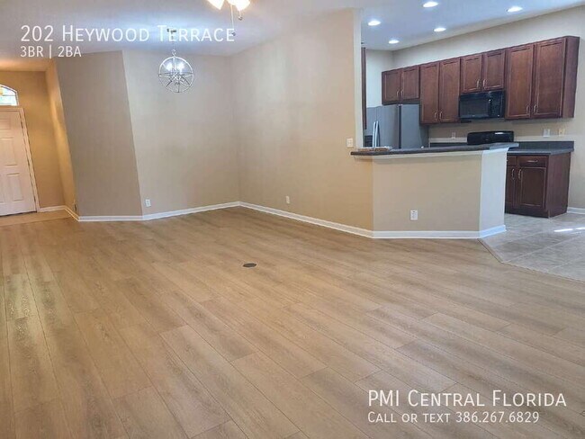 Building Photo - 202 Heywood Terrace