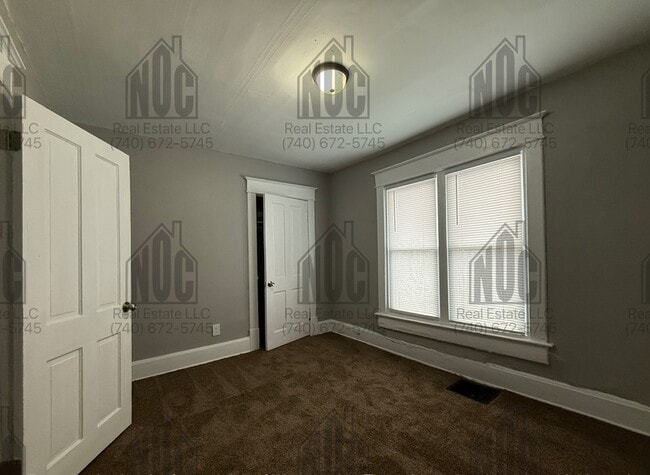 Building Photo - 440-440 Locust St