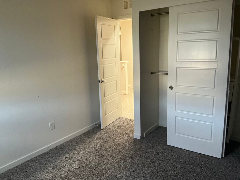 Building Photo - 10772 Sedalia Cir