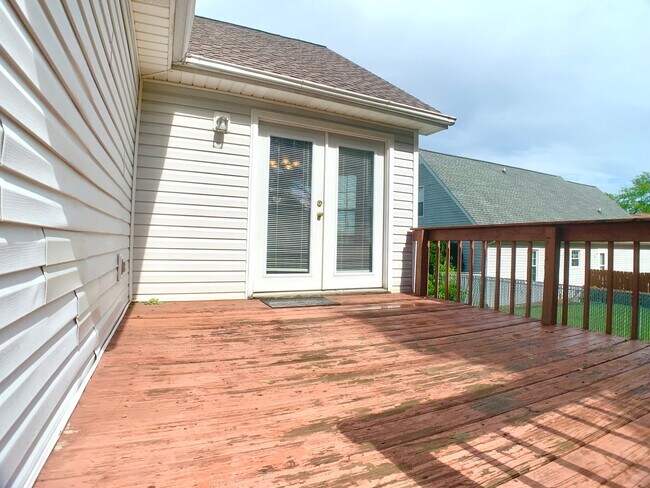 Building Photo - 1404 Marla Ct