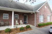 Building Photo - 227 Hibiscus Way