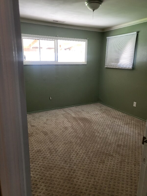 Building Photo - 3820 Kenard Ct