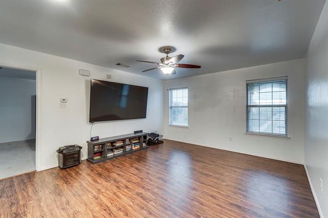 Building Photo - 101 Hollow Tree Dr