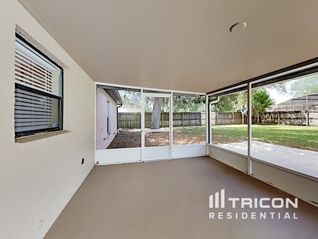 Building Photo - 1583 Naples Cir