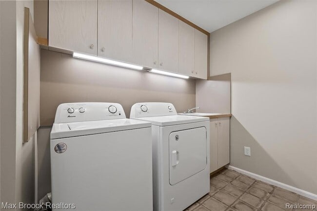 Building Photo - 1131 Timberview Trail