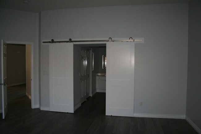 Building Photo - 789 Tossa De Mar Ave