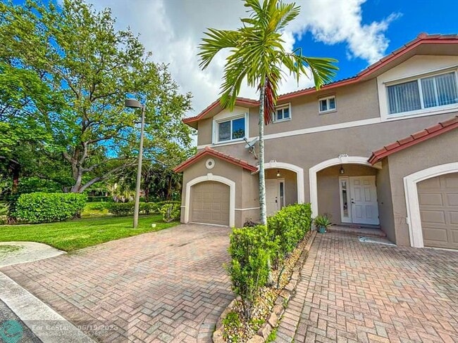 Building Photo - 3118 Coral Ridge Dr