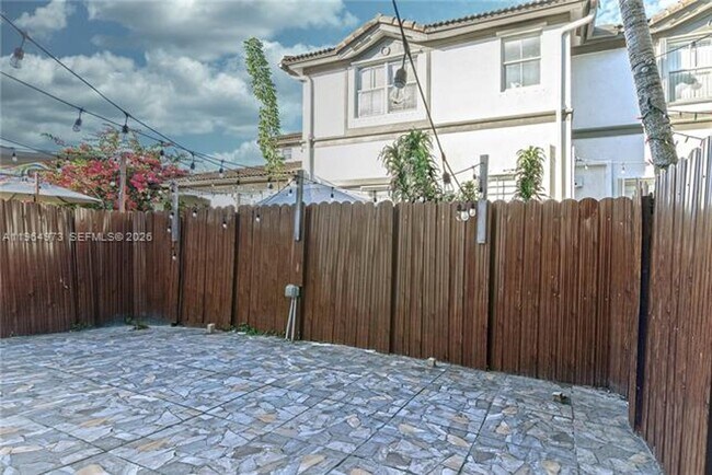 Building Photo - 11507 NW 77th St