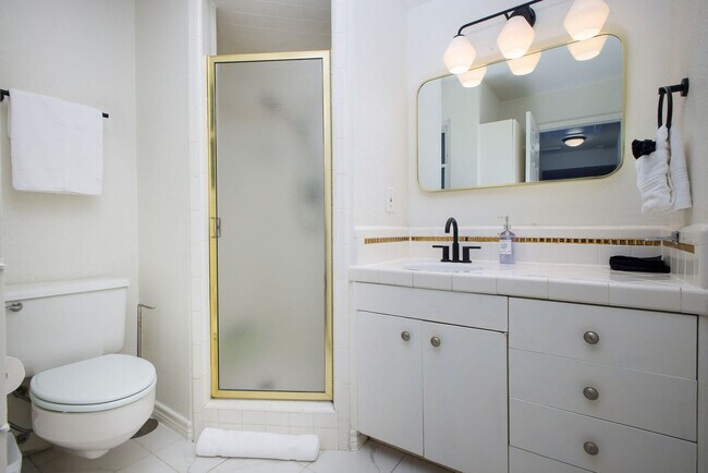 Building Photo - 107 Wickford Way