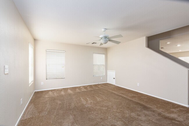 Building Photo - Southwest Las Vegas Home with 3 Bedrooms