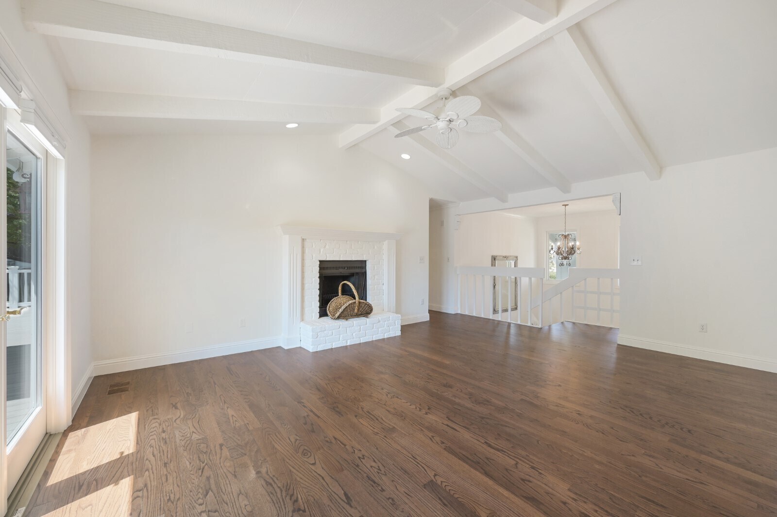 Building Photo - 5 Santa Victoria Ct