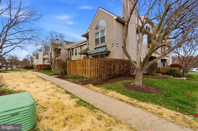 Building Photo - 3403 Waltham Ct