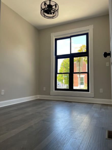 Building Photo - 103 N Linwood Ave
