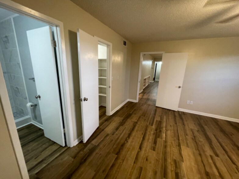 Building Photo - 85 7th St