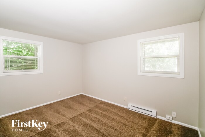 Building Photo - 3820 N Lawndale Ave