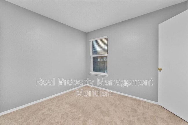 Building Photo - 7802 Calgary Ln