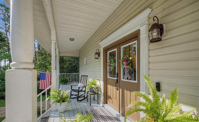 Building Photo - 4596 Bayside Dr