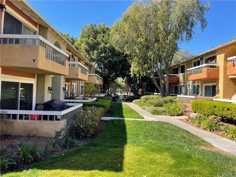 Building Photo - 16040 Leffingwell Rd