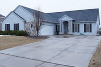 Building Photo - Experience spacious and comfortable living...