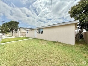 Building Photo - 20735 Roseton Ave
