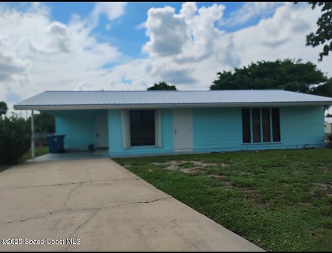 Building Photo - 790 Badger Dr NE